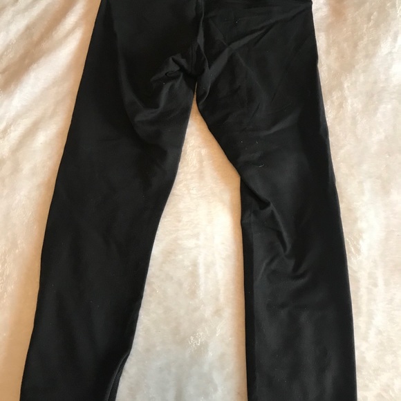 Lululemon cropped Wunder Under leggings - Picture 4 of 5